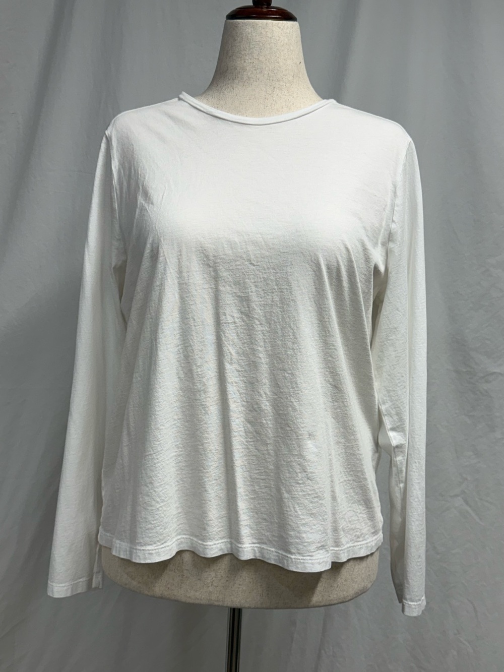 Banana Republic White Long-Sleeve Crewneck Tee 100% Supima Cotton
